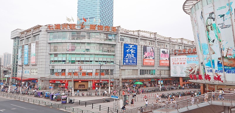 shanghai-Qipu-Road-Clothing-Market